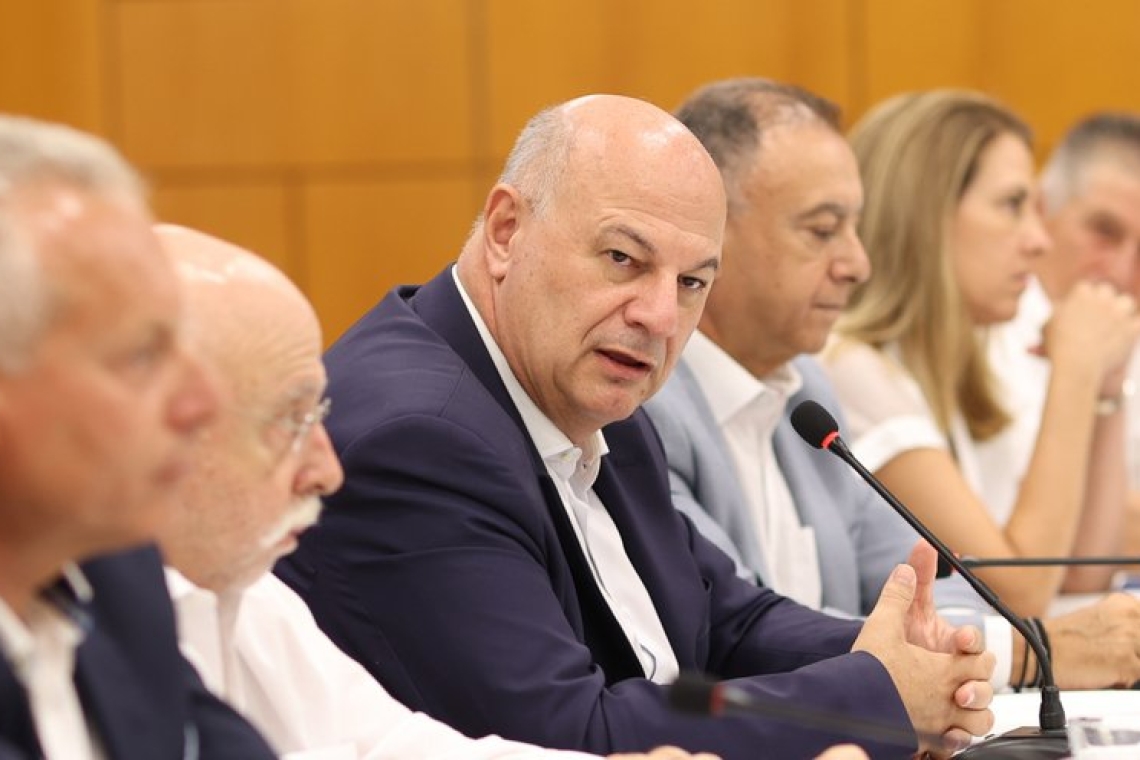 Πληρωμές στους παραγωγούς ξεκινούν σύντομα, δηλώνει ο Κώστας Τσιάρας